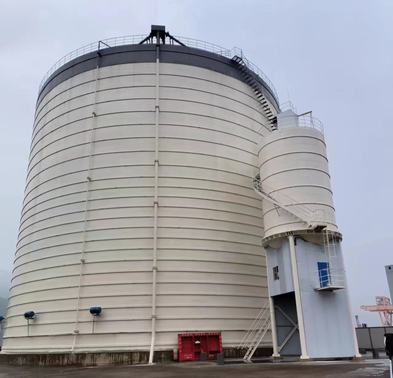 石河子10万吨水泥钢板库